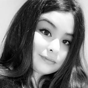 Meet your Posher, Yari